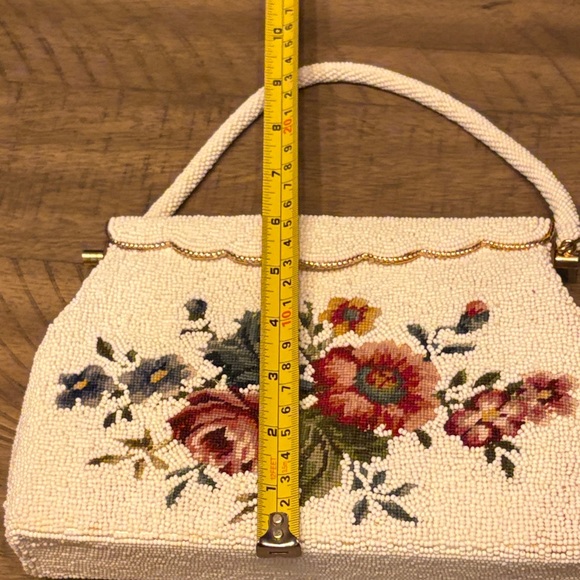Floral Beaded Cream Clutch